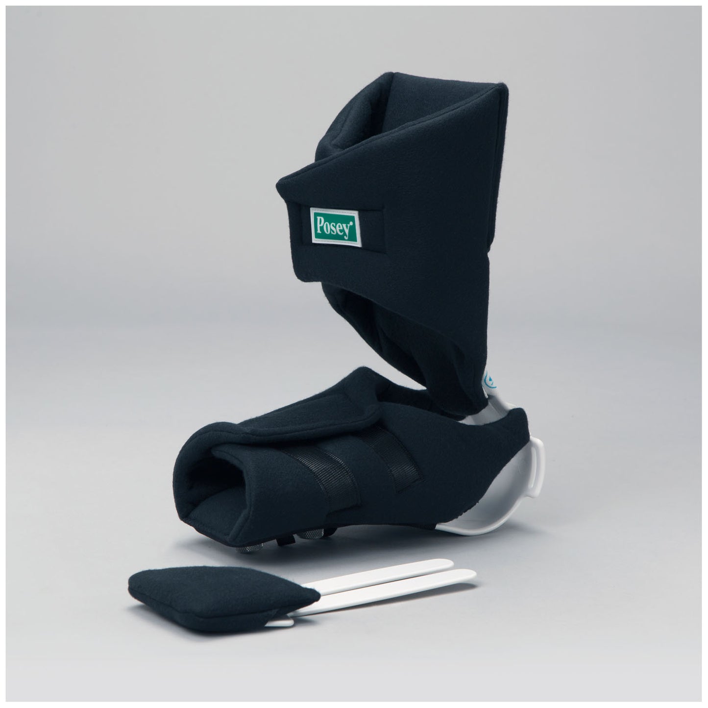 Deluxe Podus Boot, Medium-Large, Calf Circ: 15-18", Foot Circ: 9-14" (Continental US + HI Only)