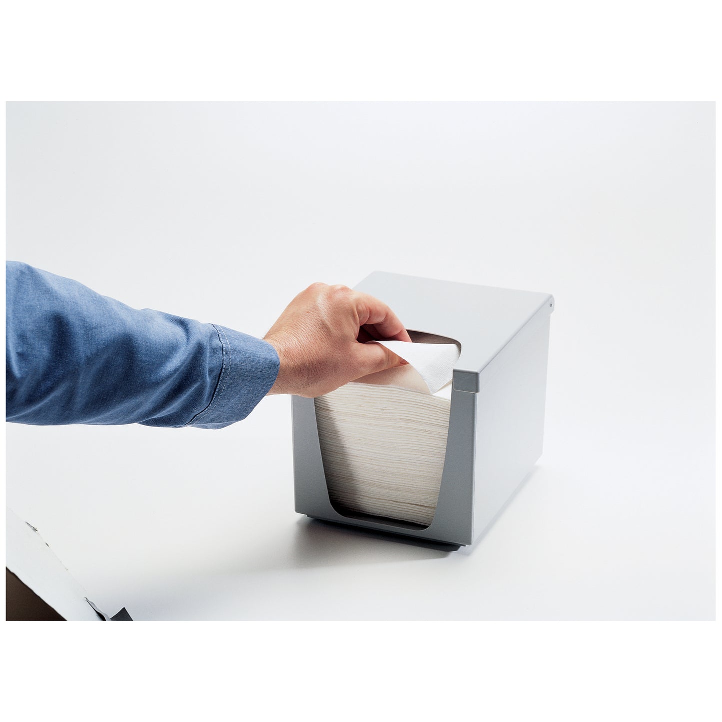 Dispenser, Quarterfold Wiper, Use on Benchtop or Countertop, 6/cs